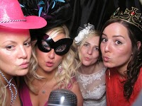 Photo Booth Hire 1075442 Image 3